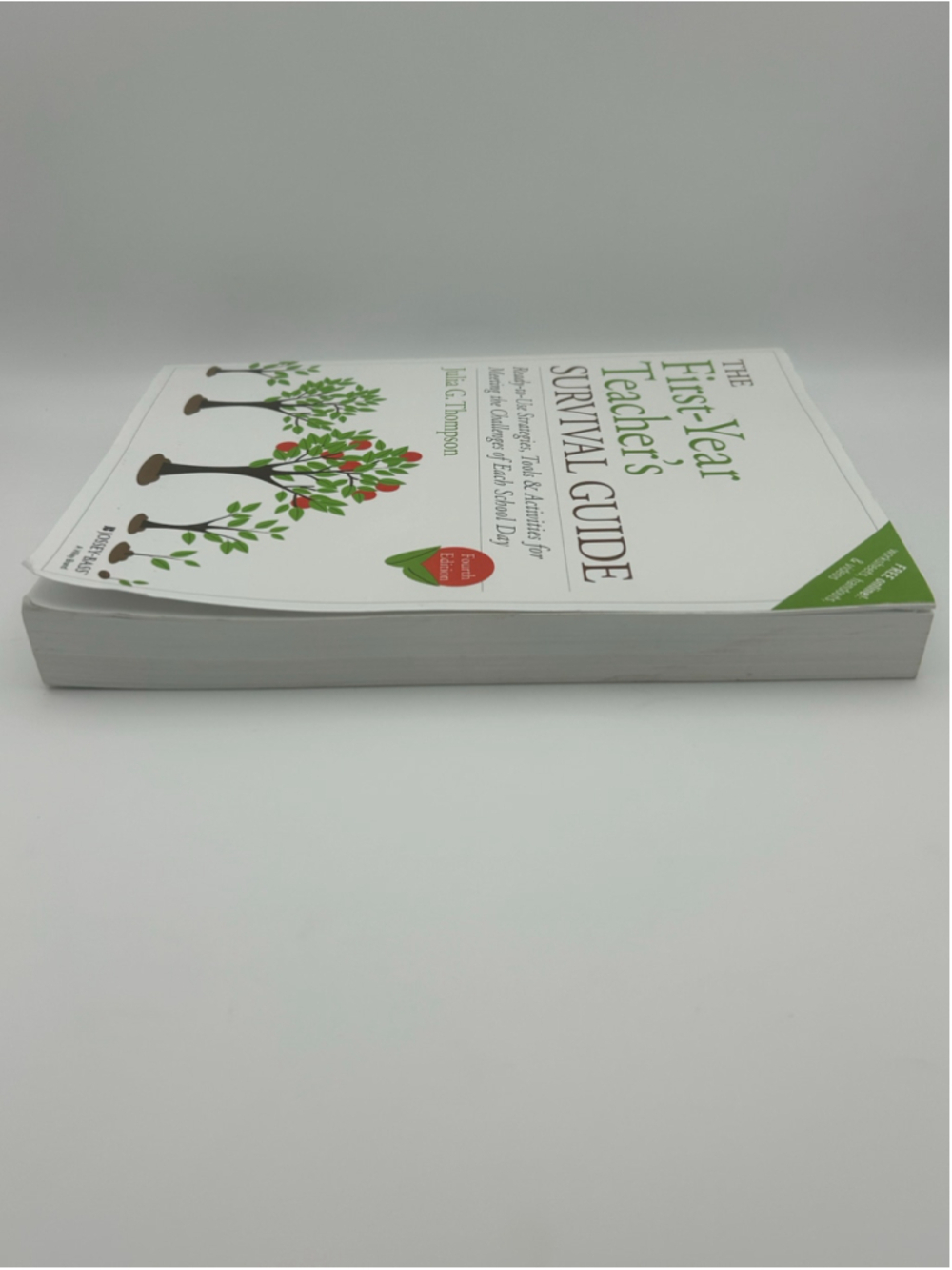 Jossey-Bass The First-Year Teacher's Survival Guide Book 4th edition White/Green - Picture 3 of 7